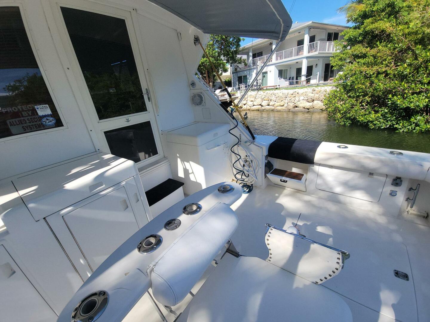 Trophy Hunter 50ft Bertram Yacht For Sale