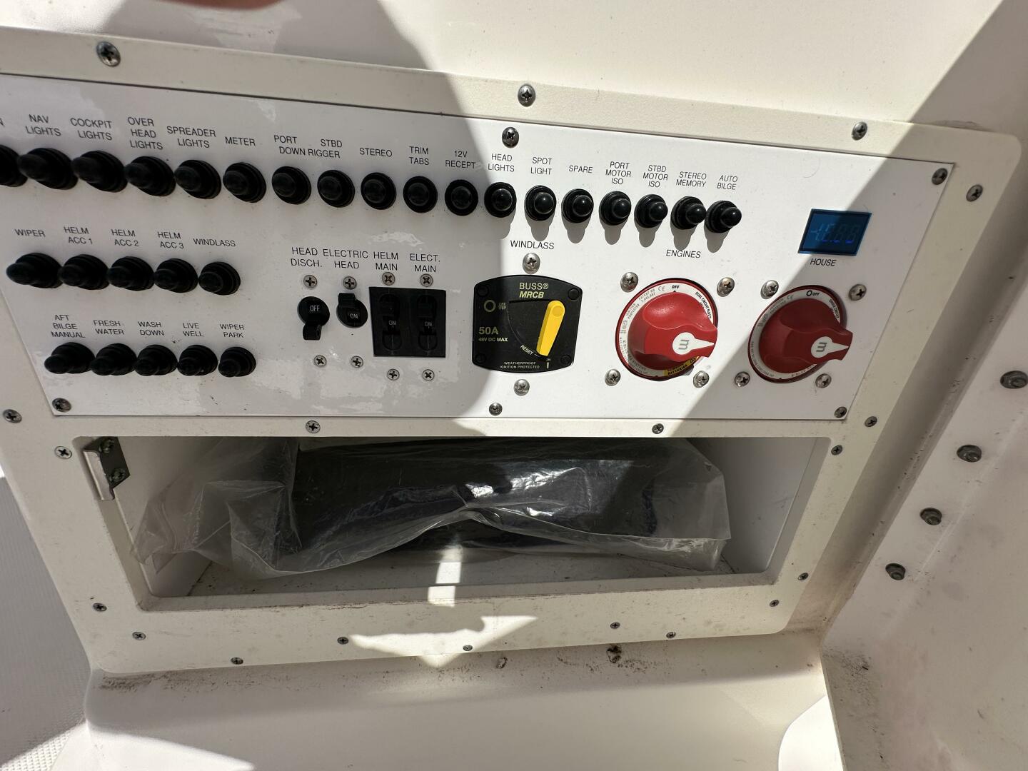 Supernova  25ft Pursuit Yacht For Sale