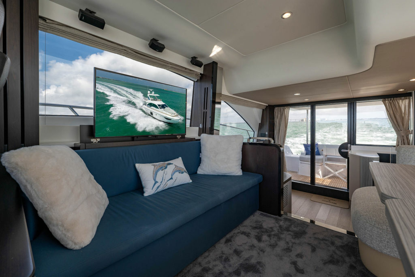 2022 Azimut 55 FLY