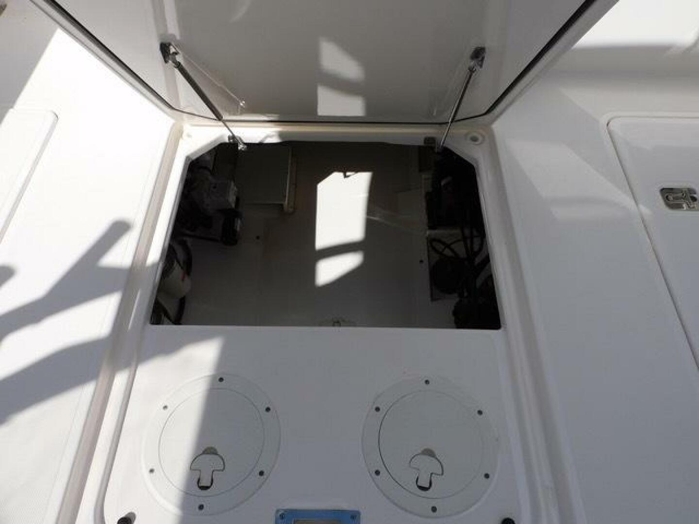 32ft Pursuit Yacht For Sale