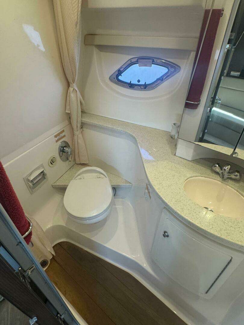 35ft Regal Yacht For Sale 35ft Regal Yacht For Sale