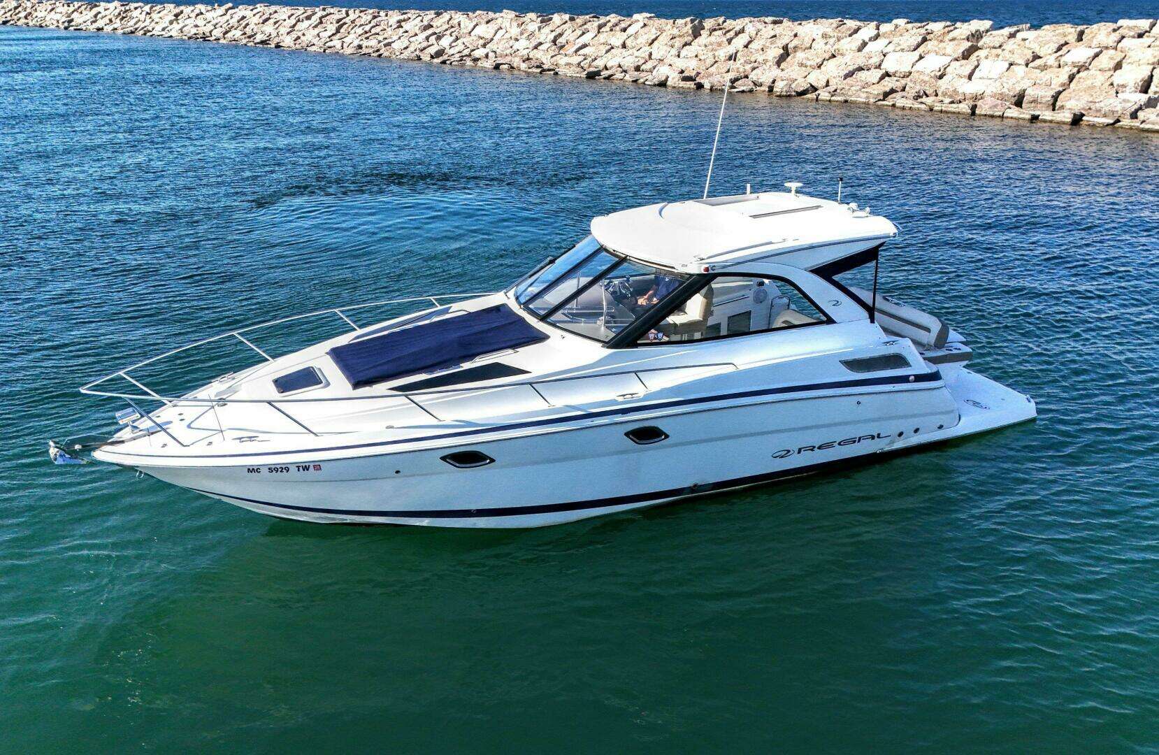 35ft Regal Yacht For Sale 35ft Regal Yacht For Sale