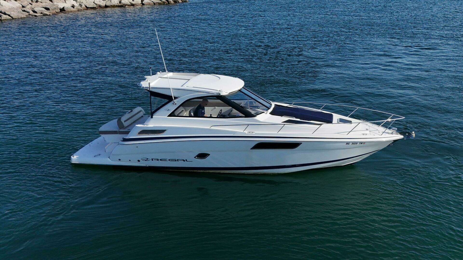 35ft Regal Yacht For Sale 35ft Regal Yacht For Sale