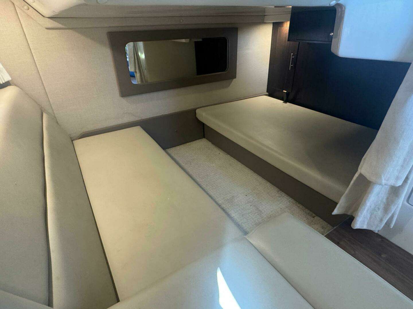 35ft Regal Yacht For Sale 35ft Regal Yacht For Sale
