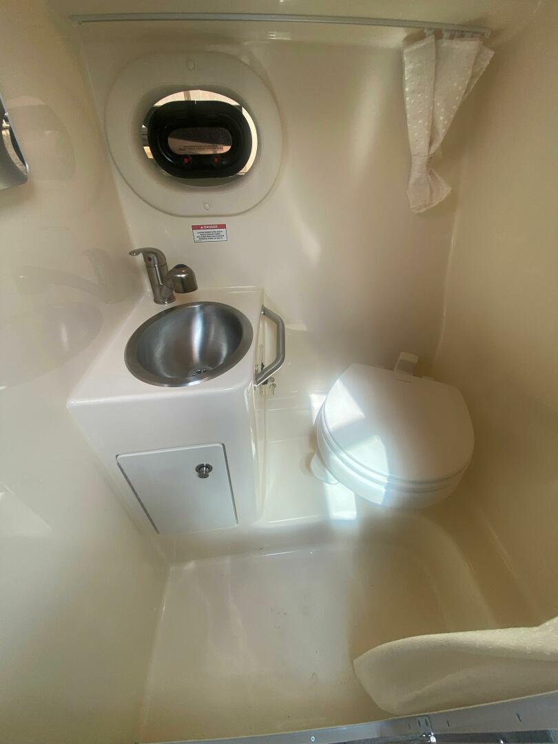 26ft Sea Ray Yacht For Sale