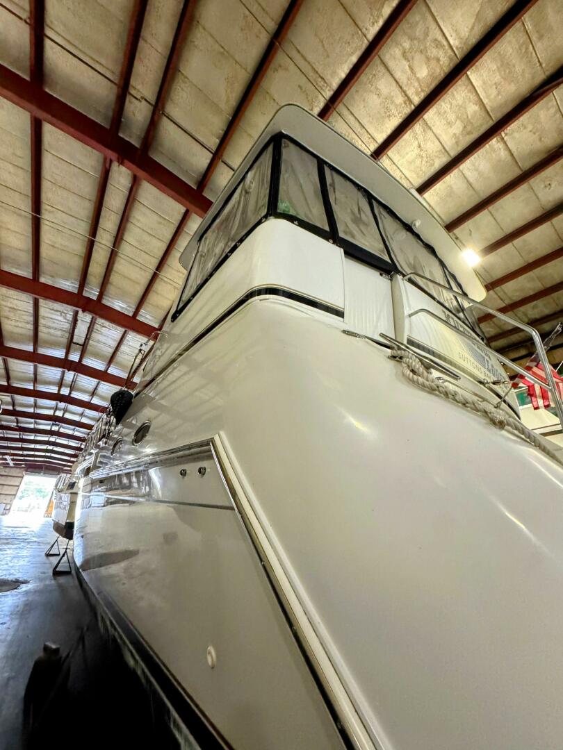 Kutting Loose 3 40ft Carver Yacht For Sale Kutting Loose 3 40ft Carver Yacht For Sale
