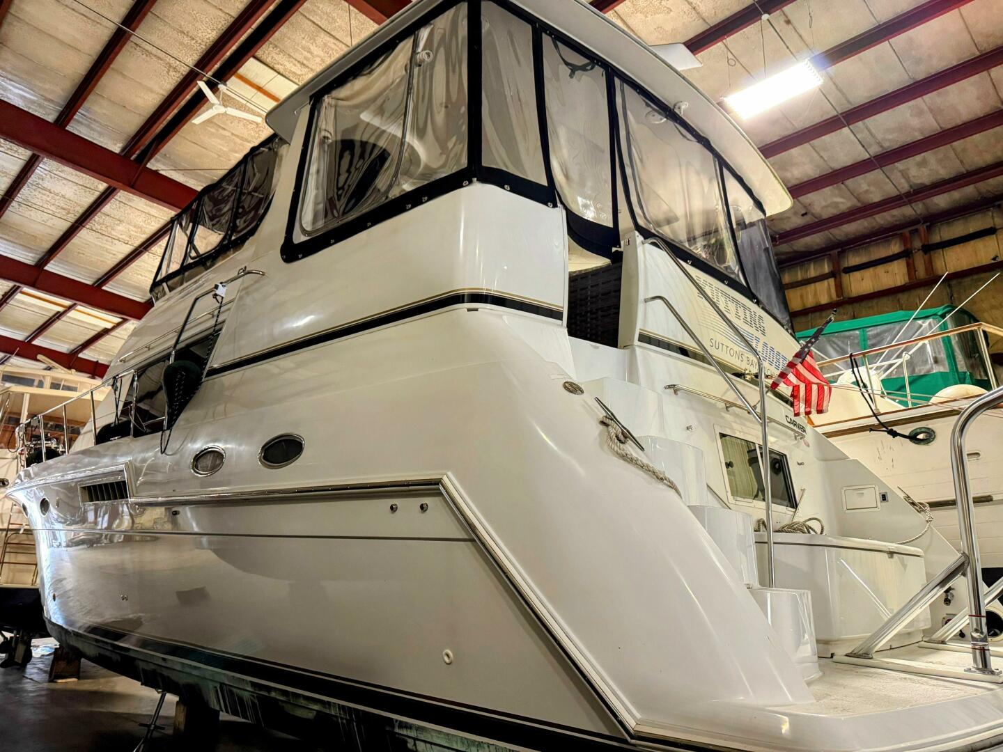 Kutting Loose 3 40ft Carver Yacht For Sale Kutting Loose 3 40ft Carver Yacht For Sale