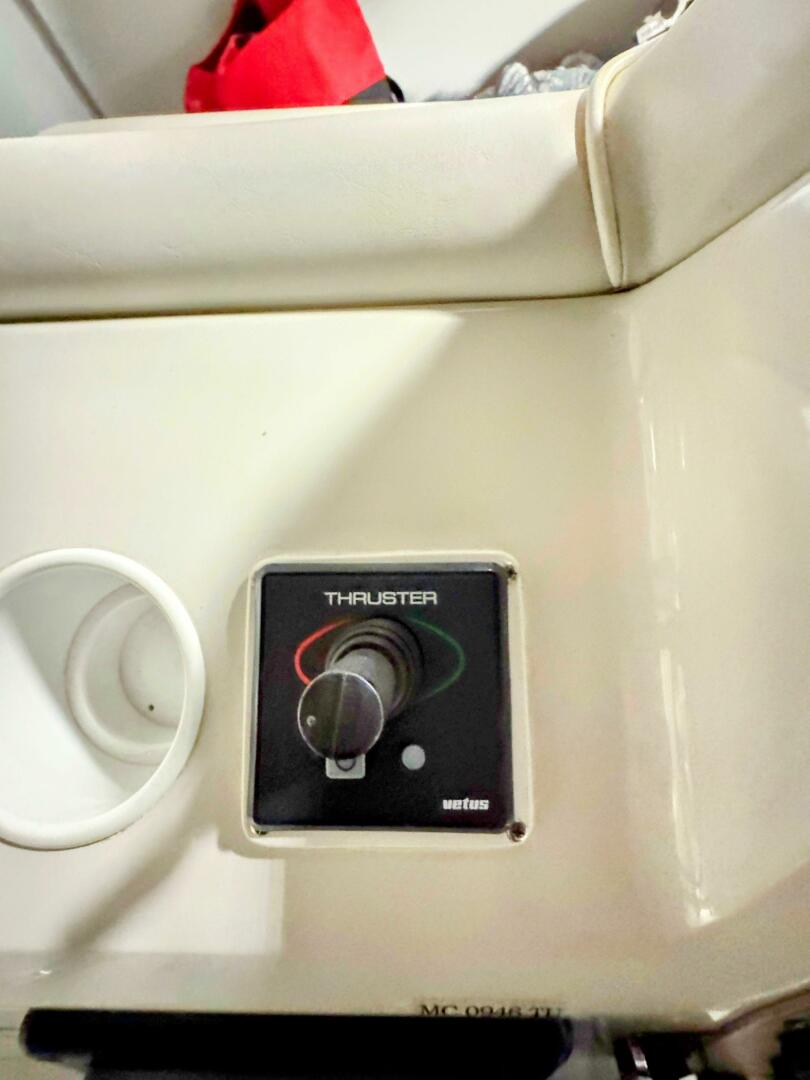 Kutting Loose 3 40ft Carver Yacht For Sale Kutting Loose 3 40ft Carver Yacht For Sale