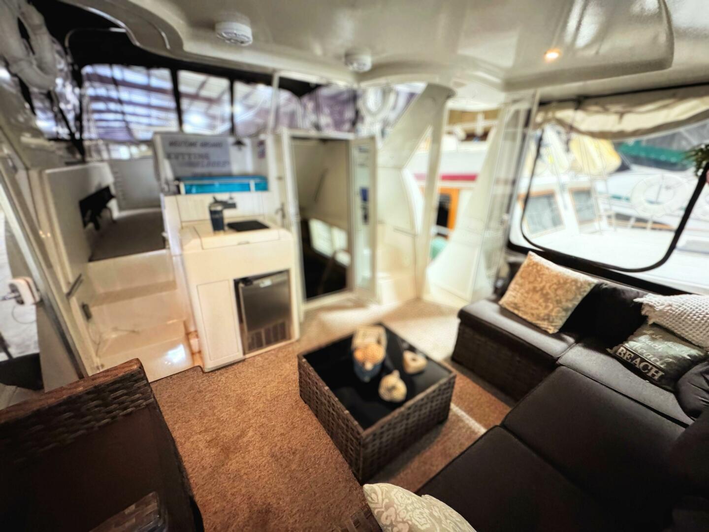 Kutting Loose 3 40ft Carver Yacht For Sale Kutting Loose 3 40ft Carver Yacht For Sale