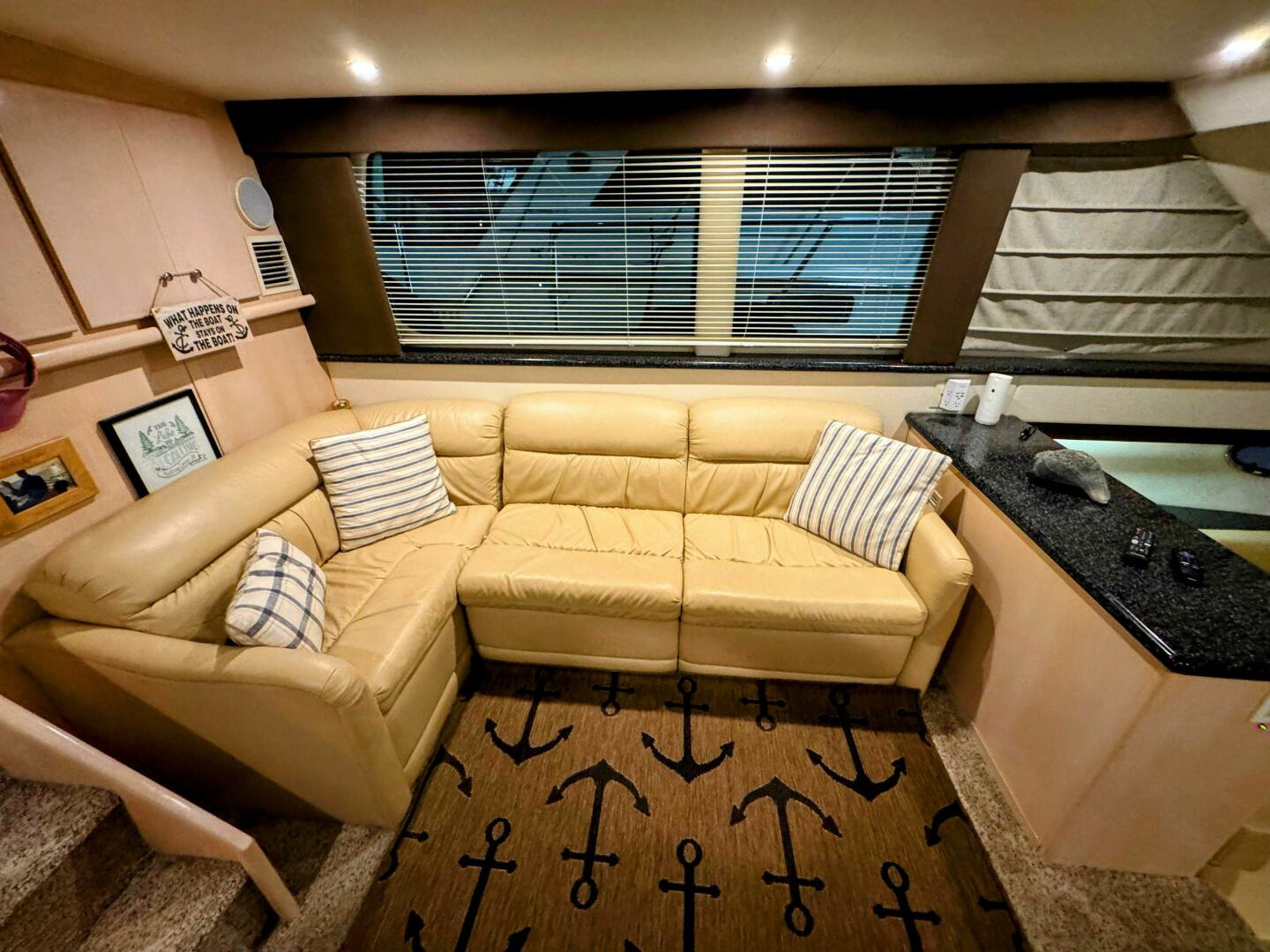 Kutting Loose 3 40ft Carver Yacht For Sale Kutting Loose 3 40ft Carver Yacht For Sale