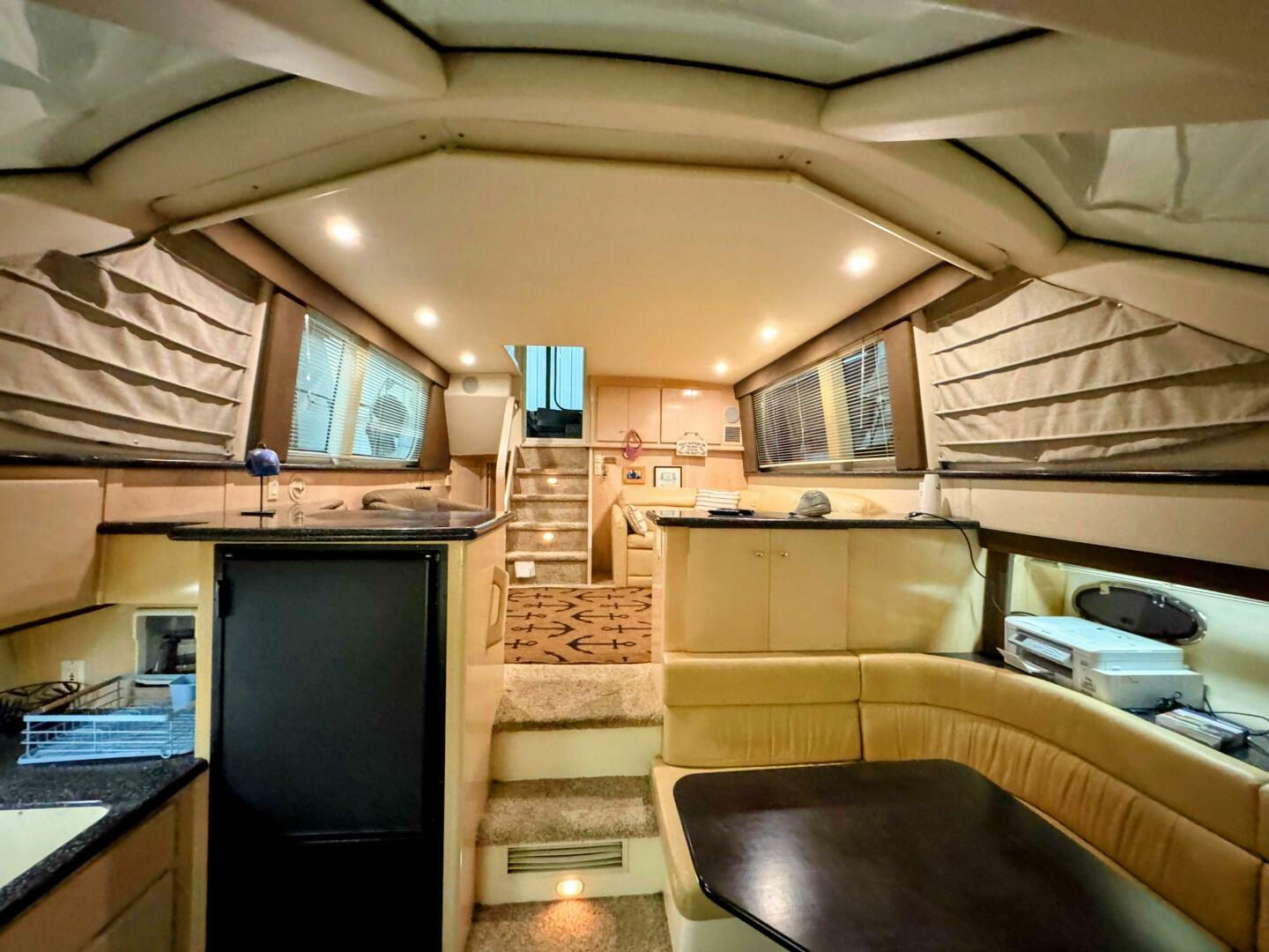 Kutting Loose 3 40ft Carver Yacht For Sale Kutting Loose 3 40ft Carver Yacht For Sale