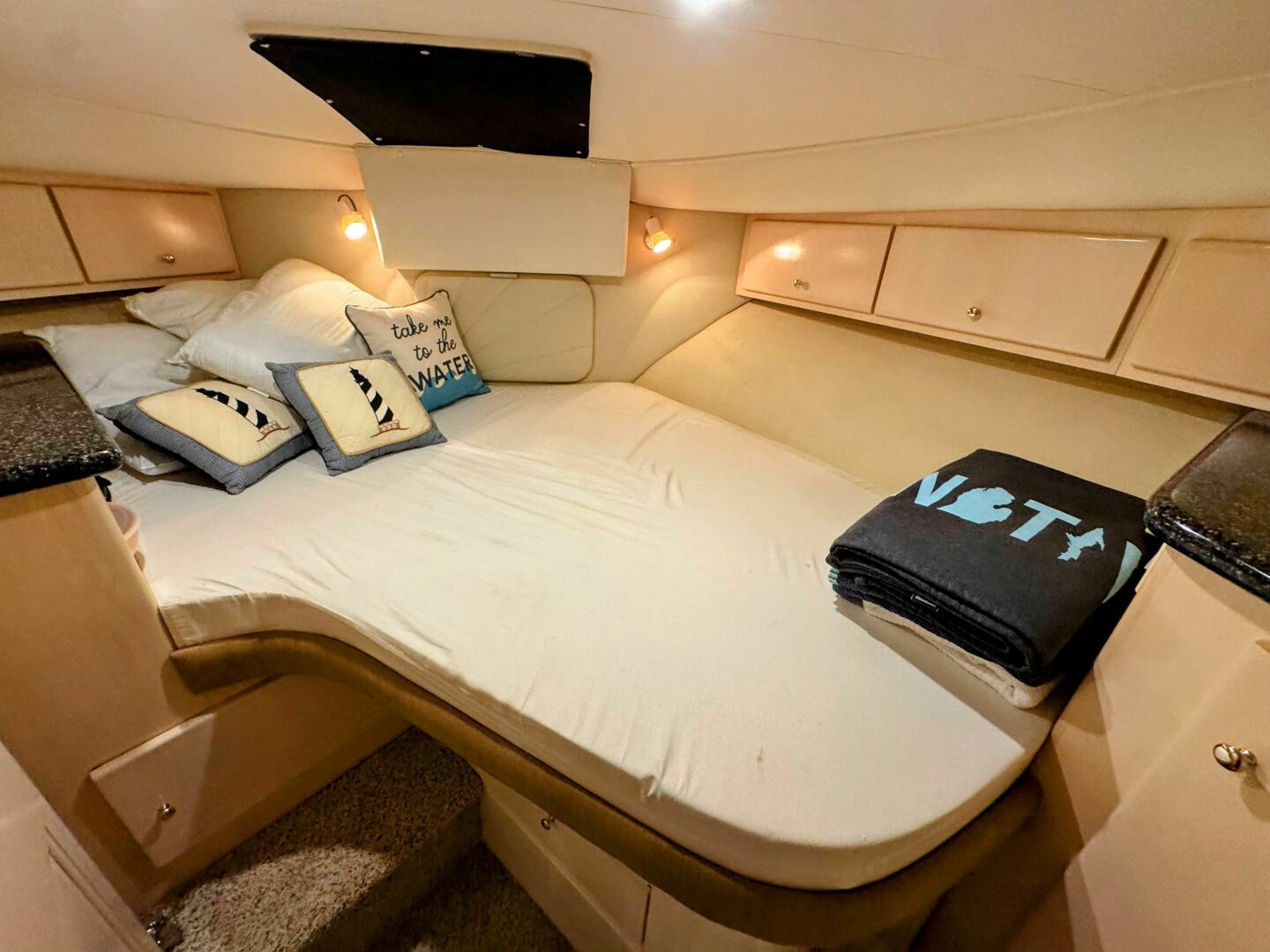 Kutting Loose 3 40ft Carver Yacht For Sale Kutting Loose 3 40ft Carver Yacht For Sale