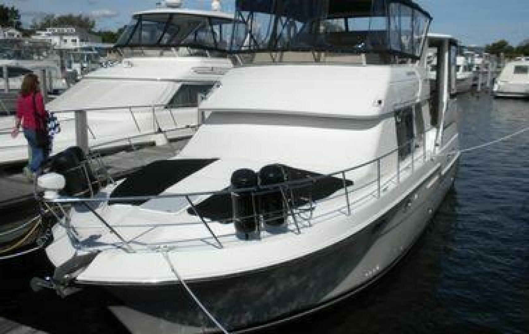 Kutting Loose 3 40ft Carver Yacht For Sale Kutting Loose 3 40ft Carver Yacht For Sale