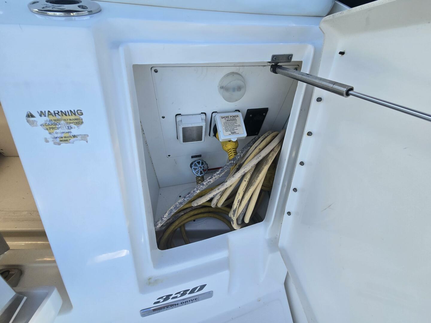 Gib N Tone 35ft Sea Ray Yacht For Sale