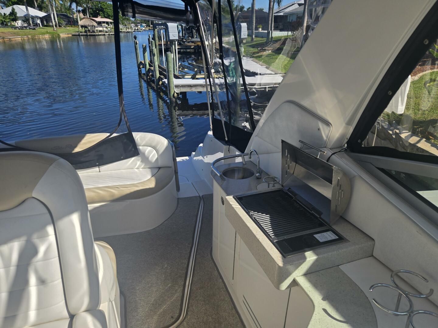 Gib N Tone 35ft Sea Ray Yacht For Sale