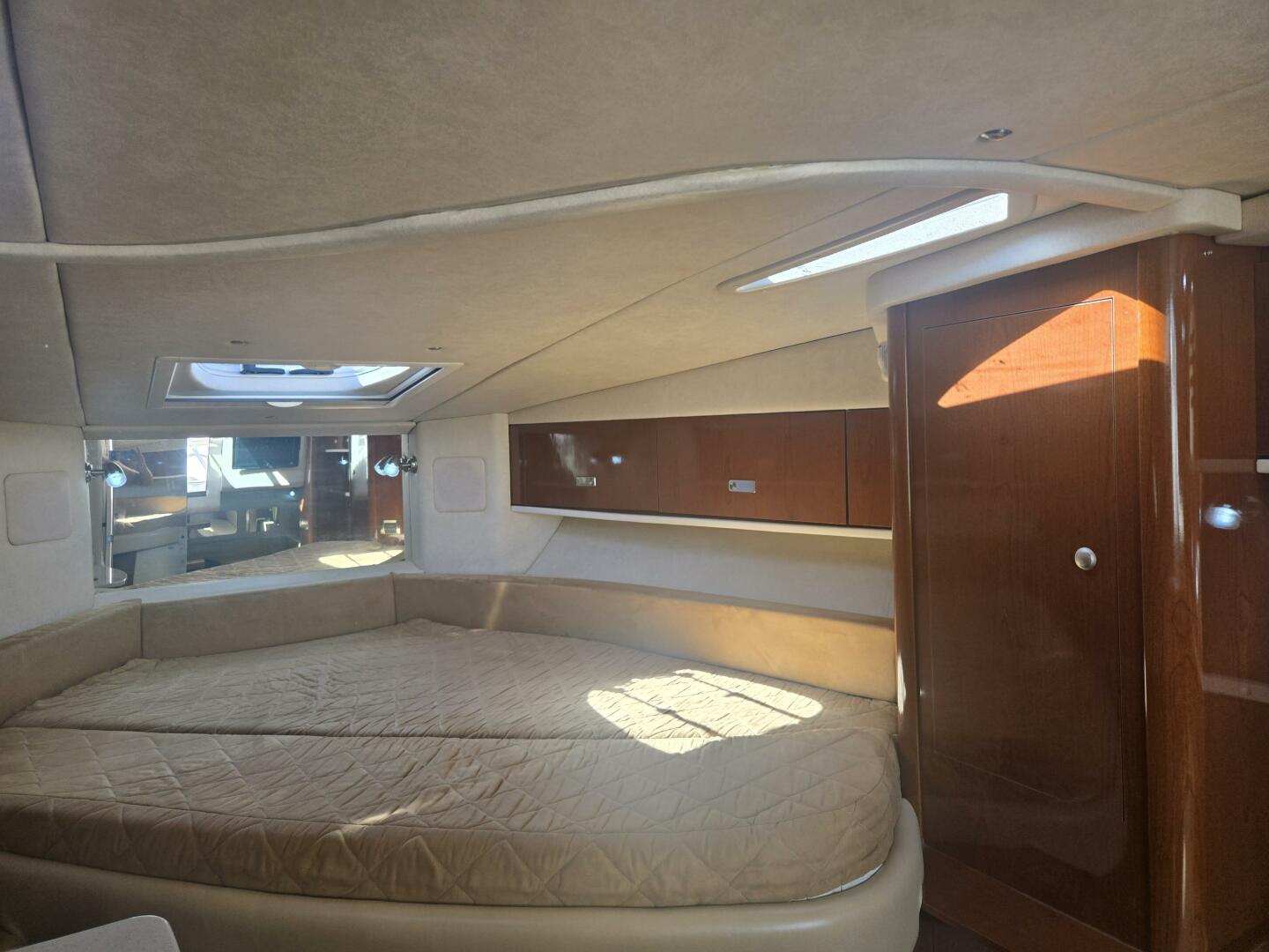 Gib N Tone 35ft Sea Ray Yacht For Sale
