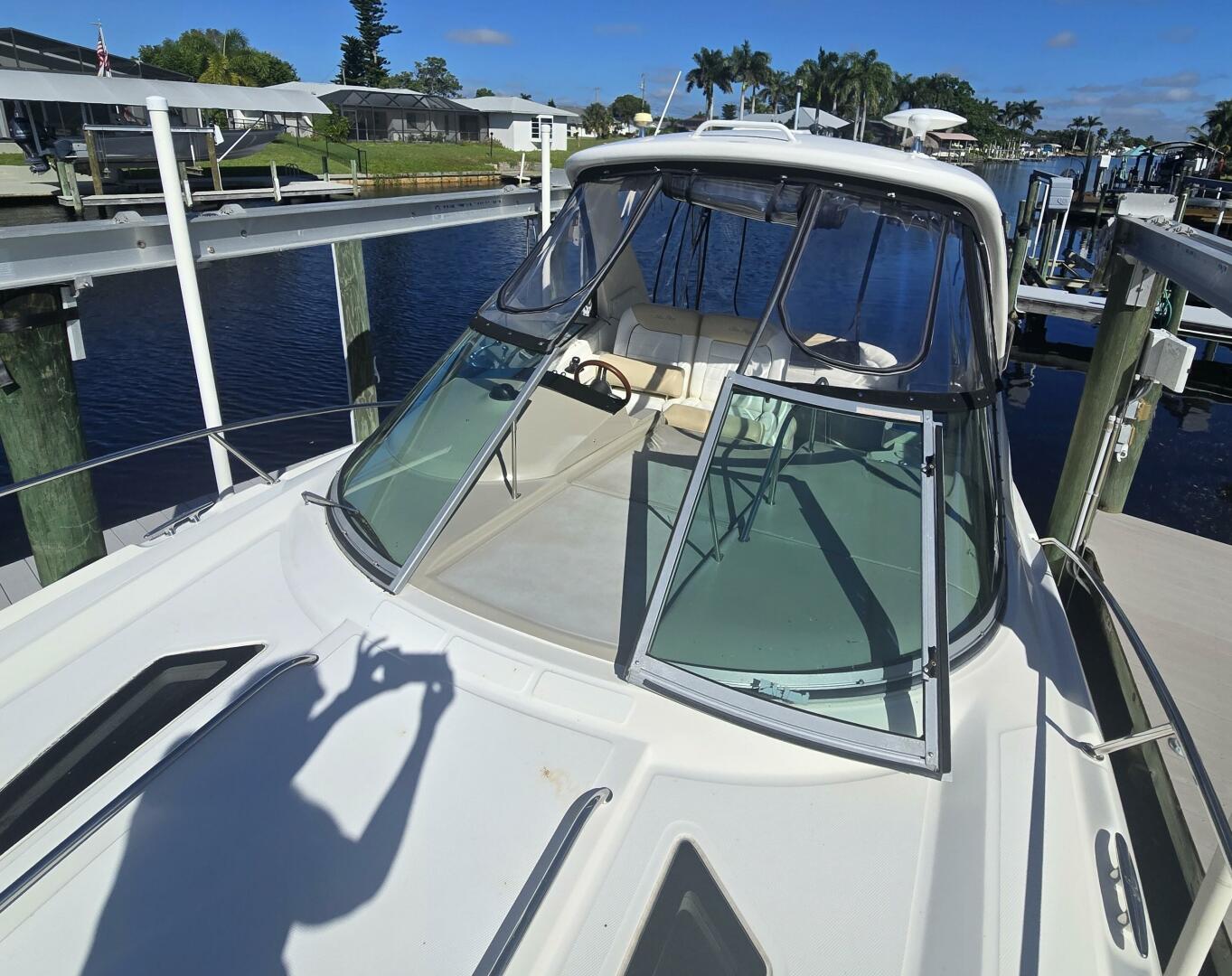 Gib N Tone 35ft Sea Ray Yacht For Sale