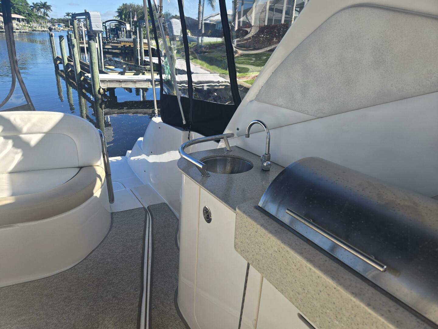 Gib N Tone 35ft Sea Ray Yacht For Sale