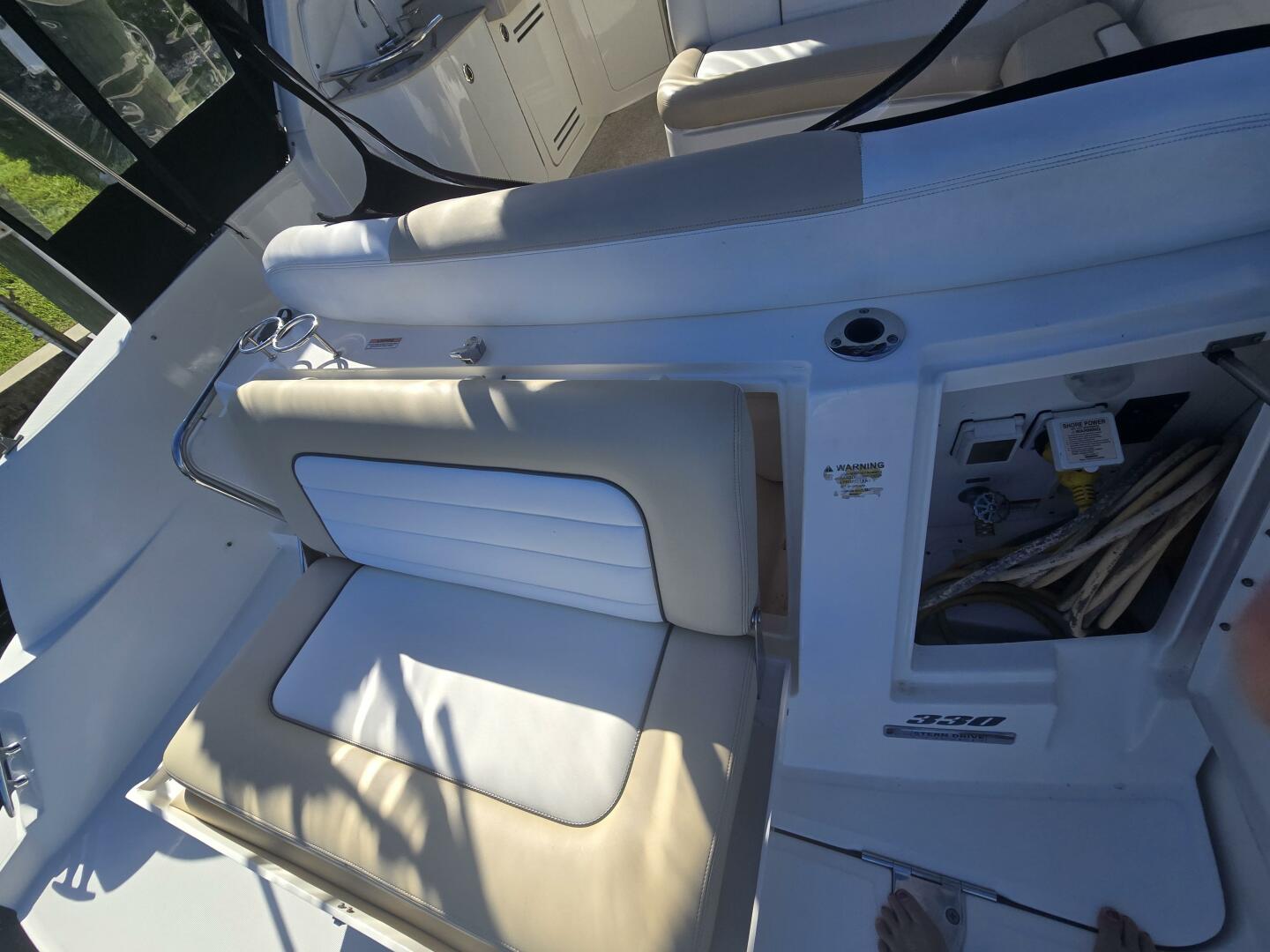 Gib N Tone 35ft Sea Ray Yacht For Sale
