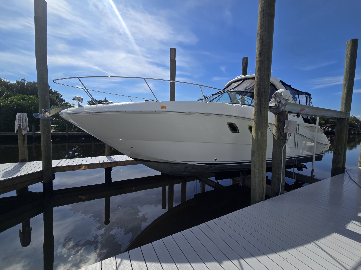 Sea Ray 330 Sundancer — Gib N Tone - Photo 36