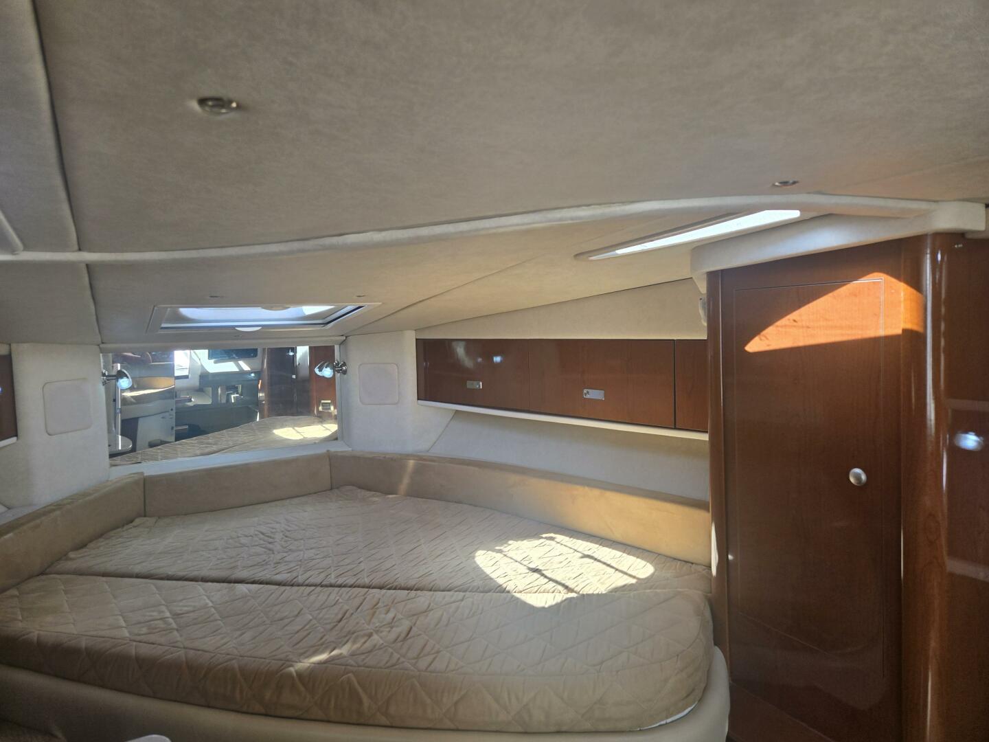 Gib N Tone 35ft Sea Ray Yacht For Sale