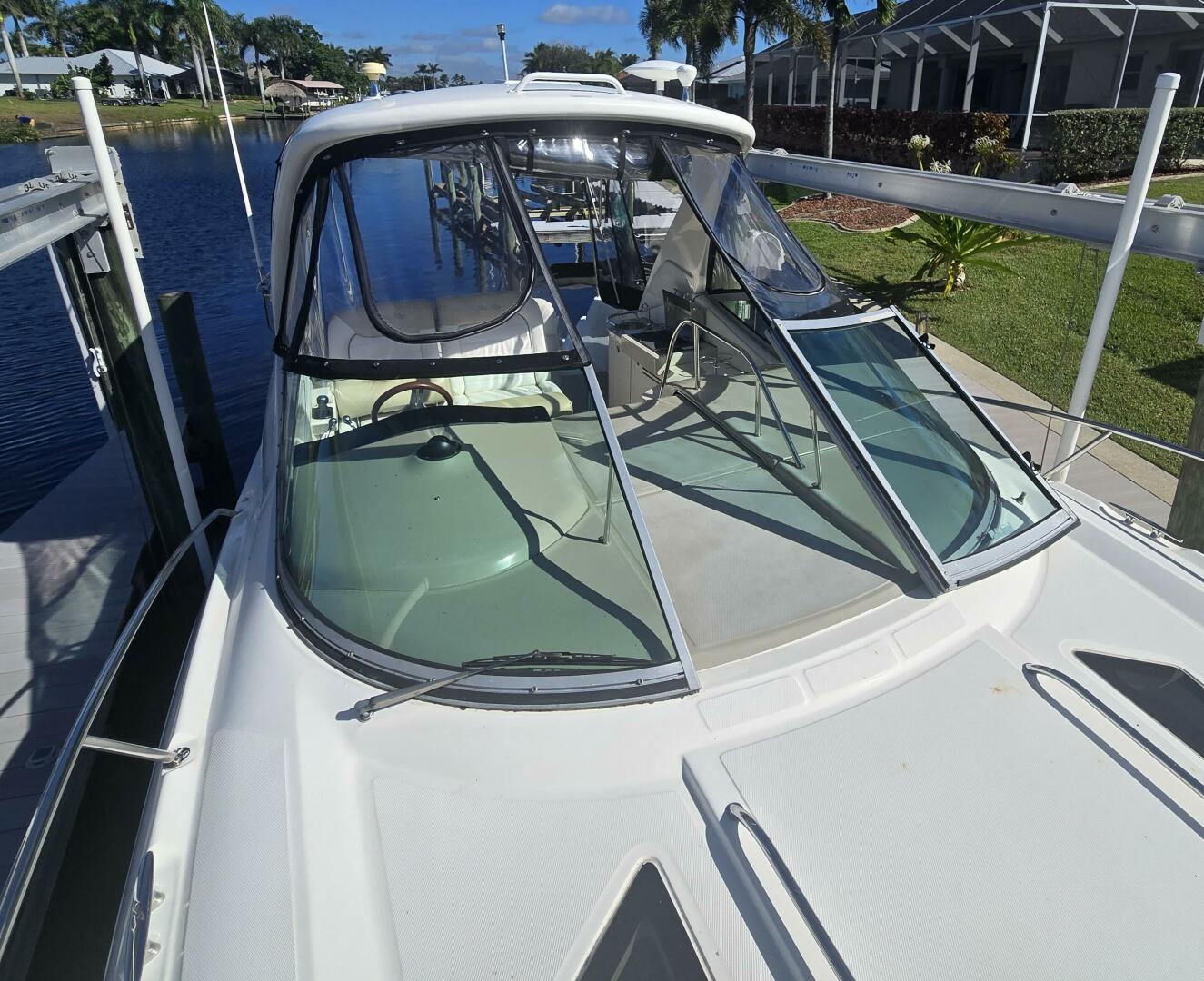 Gib N Tone 35ft Sea Ray Yacht For Sale