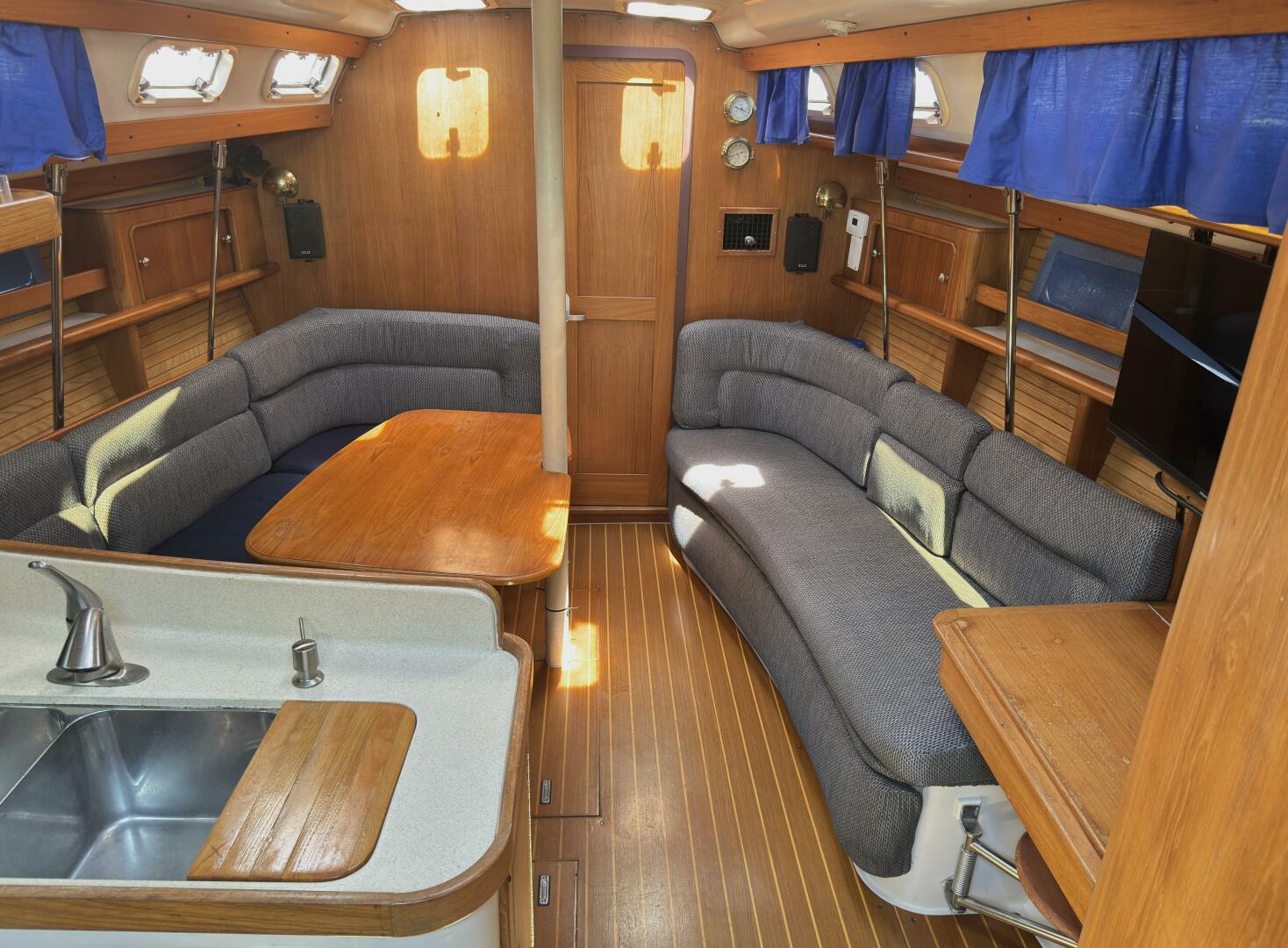 Wannabe 38ft Catalina Yacht For Sale