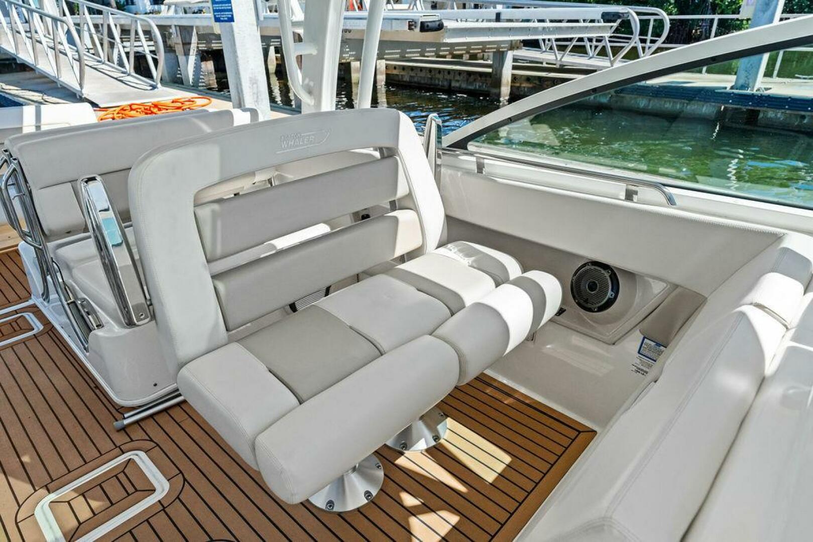 MARMARA 32ft Boston Whaler Yacht For Sale
