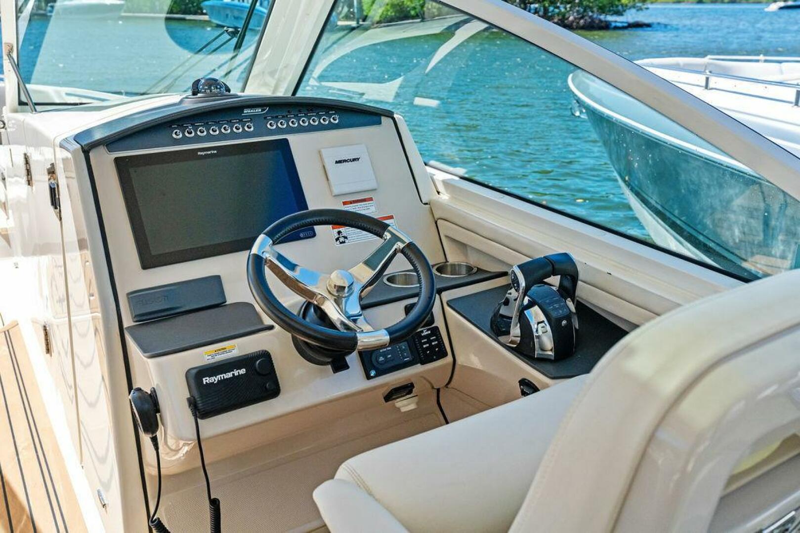 MARMARA 32ft Boston Whaler Yacht For Sale