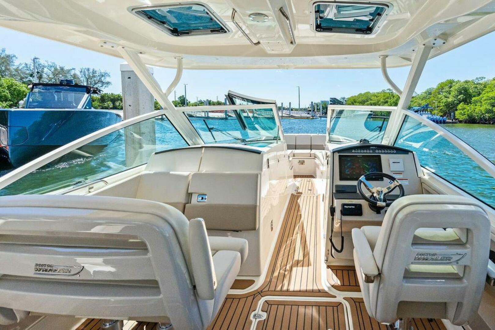 MARMARA 32ft Boston Whaler Yacht For Sale