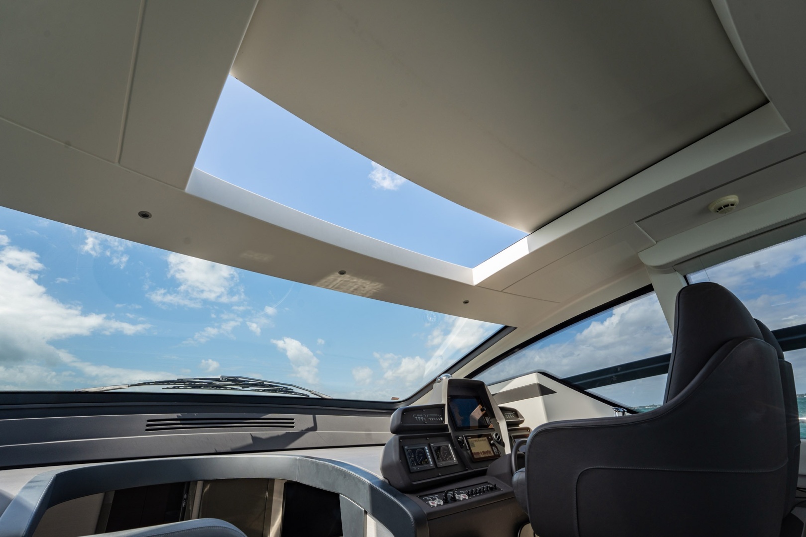 Habeas Orcas 62ft Pershing Yacht For Sale