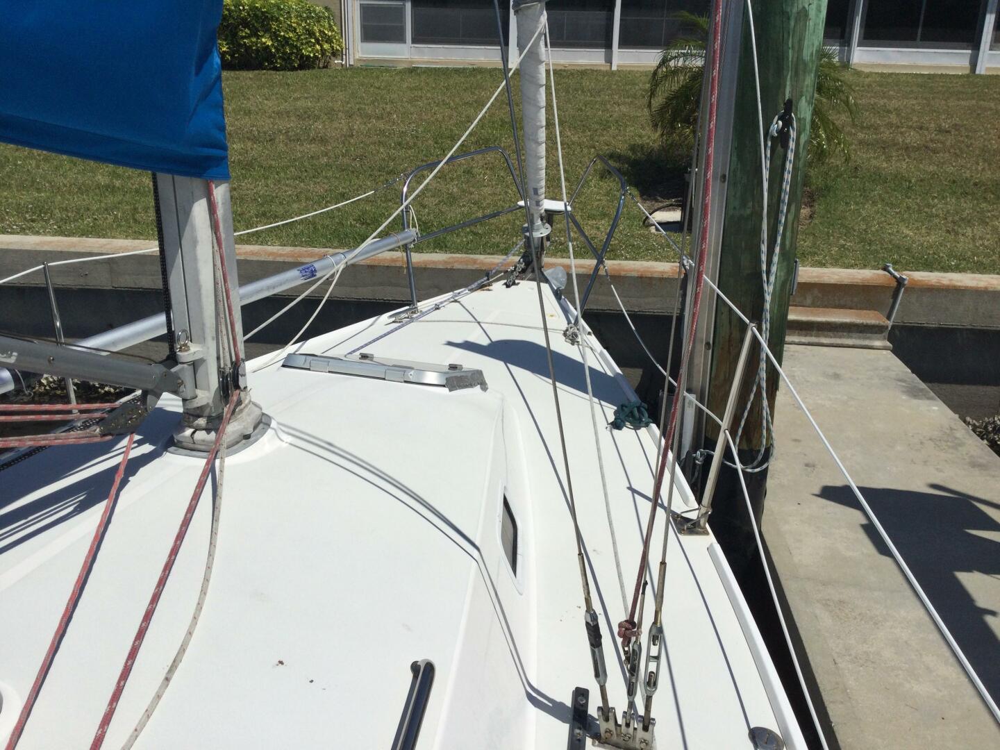 32ft J Boats Yacht For Sale