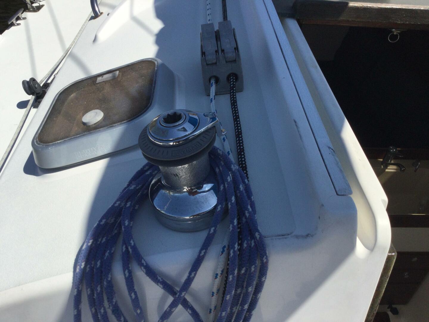 32ft J Boats Yacht For Sale
