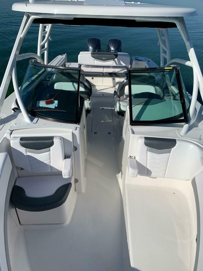 31ft Robalo Yacht For Sale