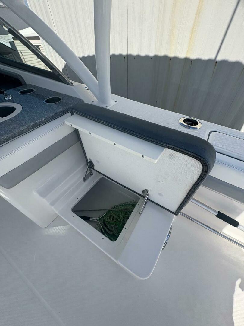 31ft Robalo Yacht For Sale