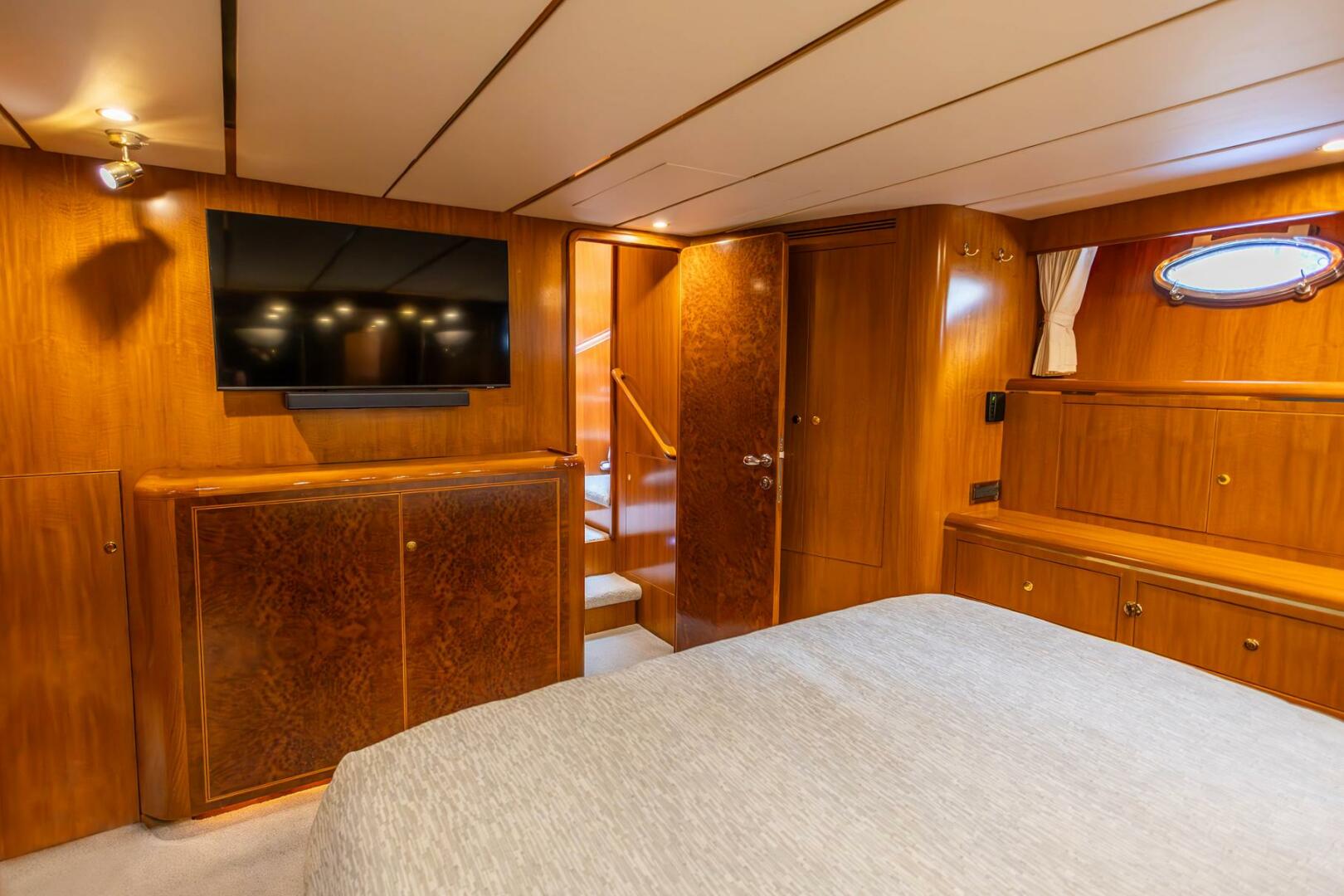 Bluewater 64ft Ocean Alexander Yacht For Sale