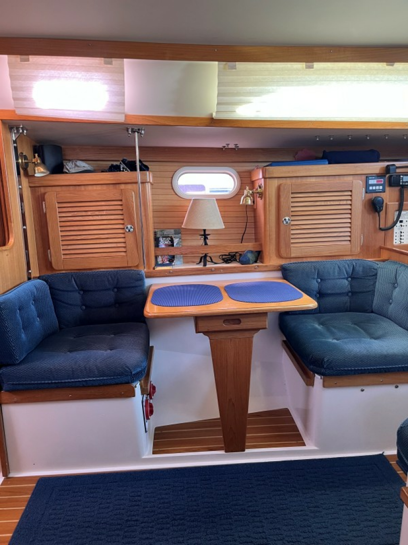 ESCAPADE 36ft Catalina Yacht For Sale ESCAPADE 36ft Catalina Yacht For Sale