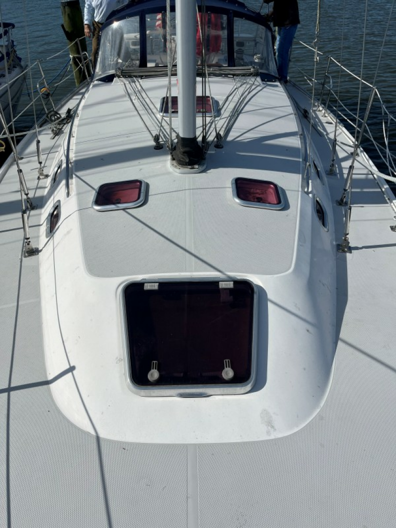 ESCAPADE 36ft Catalina Yacht For Sale ESCAPADE 36ft Catalina Yacht For Sale