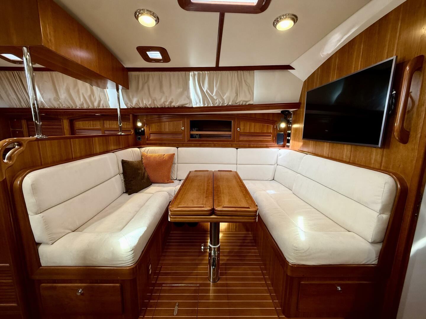 Starlight 46ft Outbound Yacht For Sale Starlight 46ft Outbound Yacht For Sale