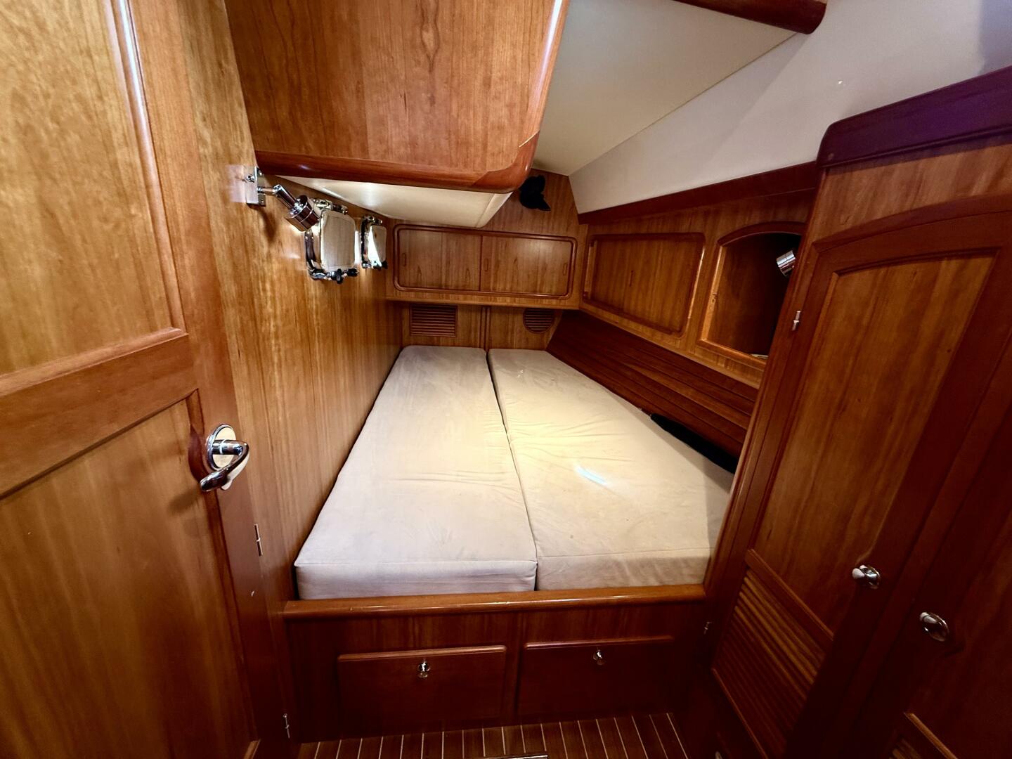 Starlight 46ft Outbound Yacht For Sale Starlight 46ft Outbound Yacht For Sale