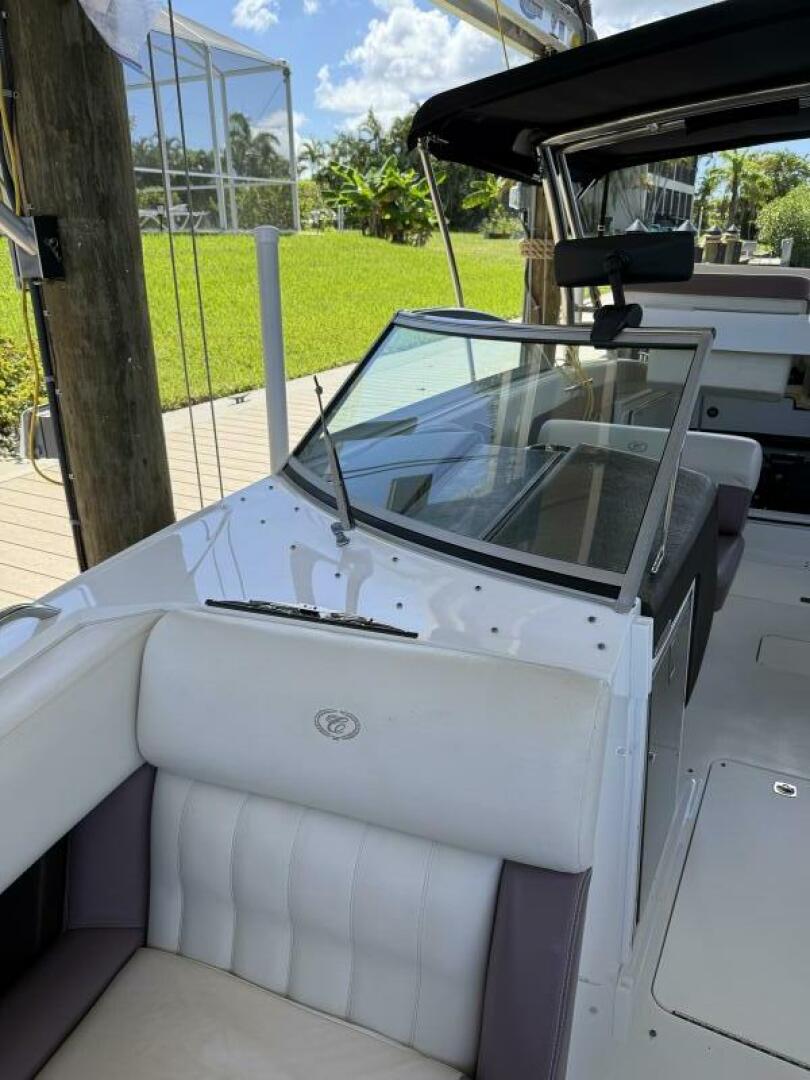 30ft Cobalt Yacht For Sale