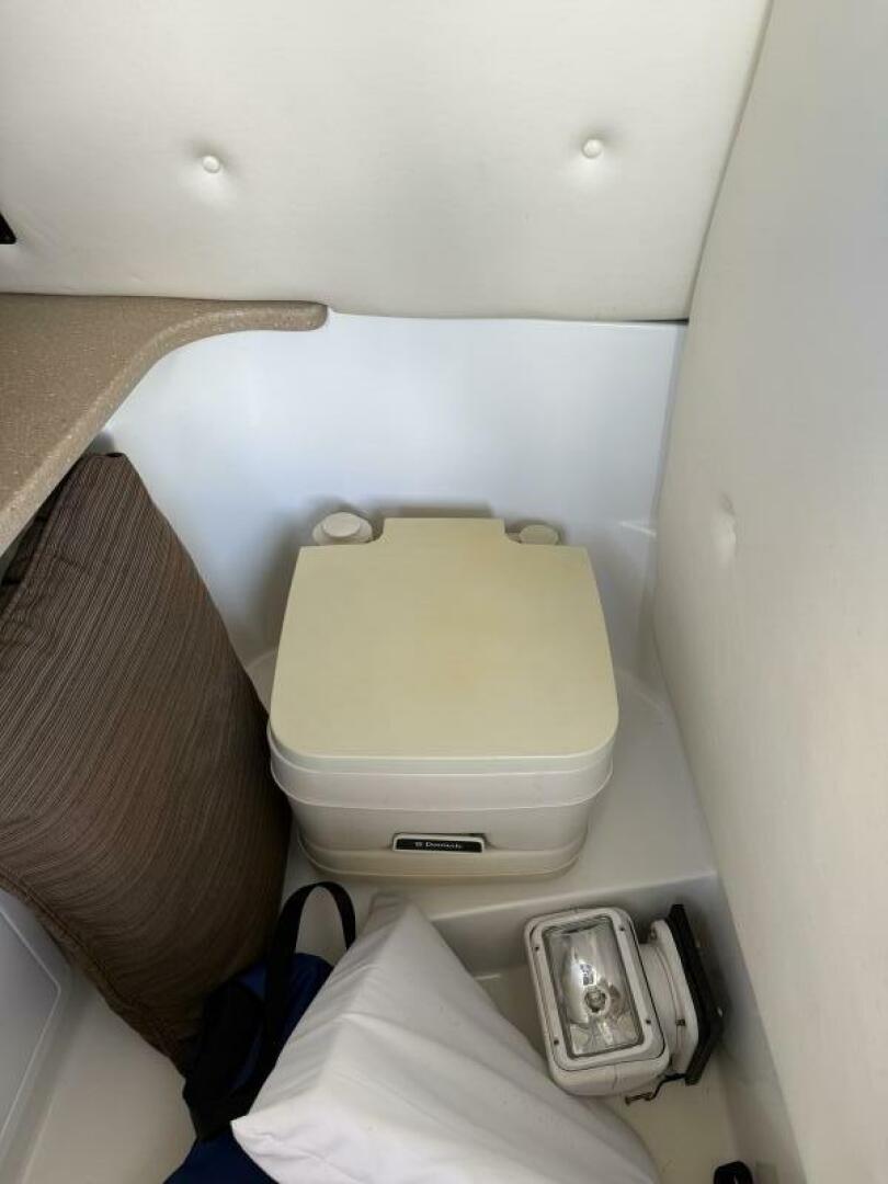 30ft Cobalt Yacht For Sale