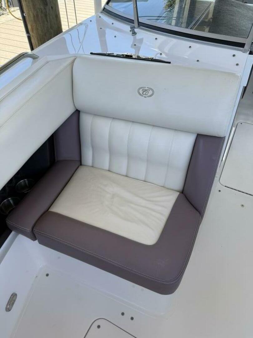 30ft Cobalt Yacht For Sale