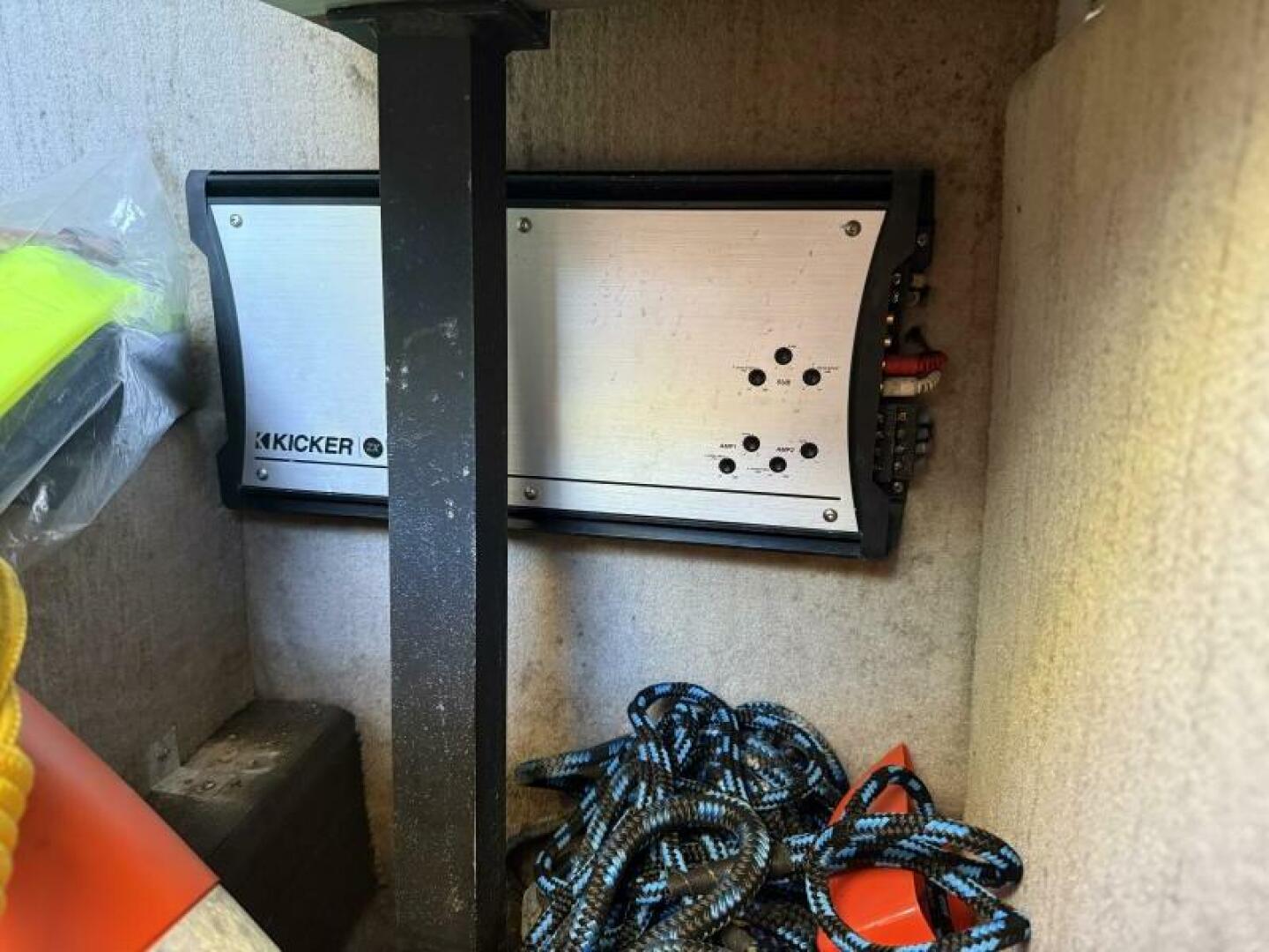 30ft Cobalt Yacht For Sale