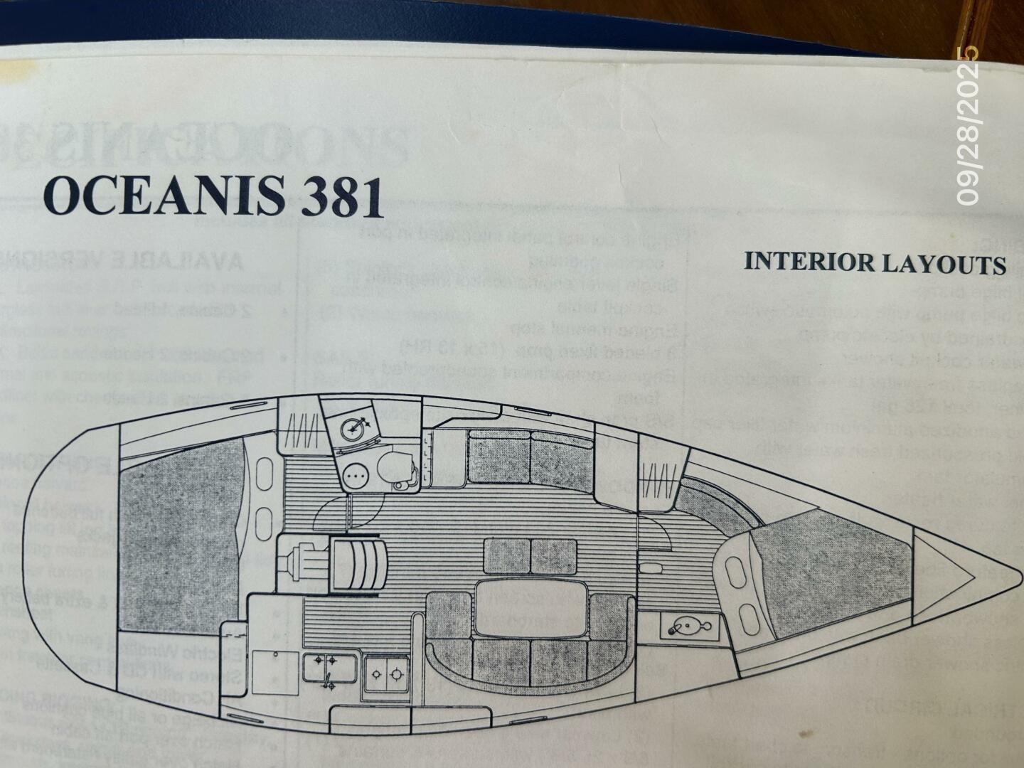 38' Beneteau layout