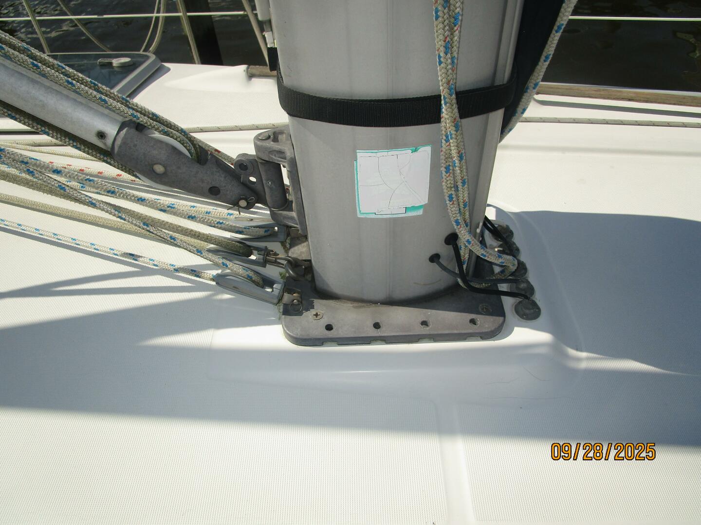 38' Beneteau mast base1