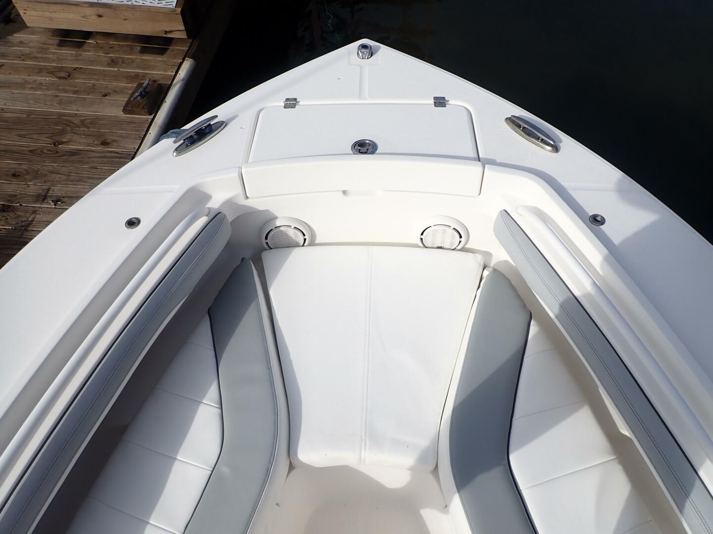 23ft Regulator Yacht For Sale