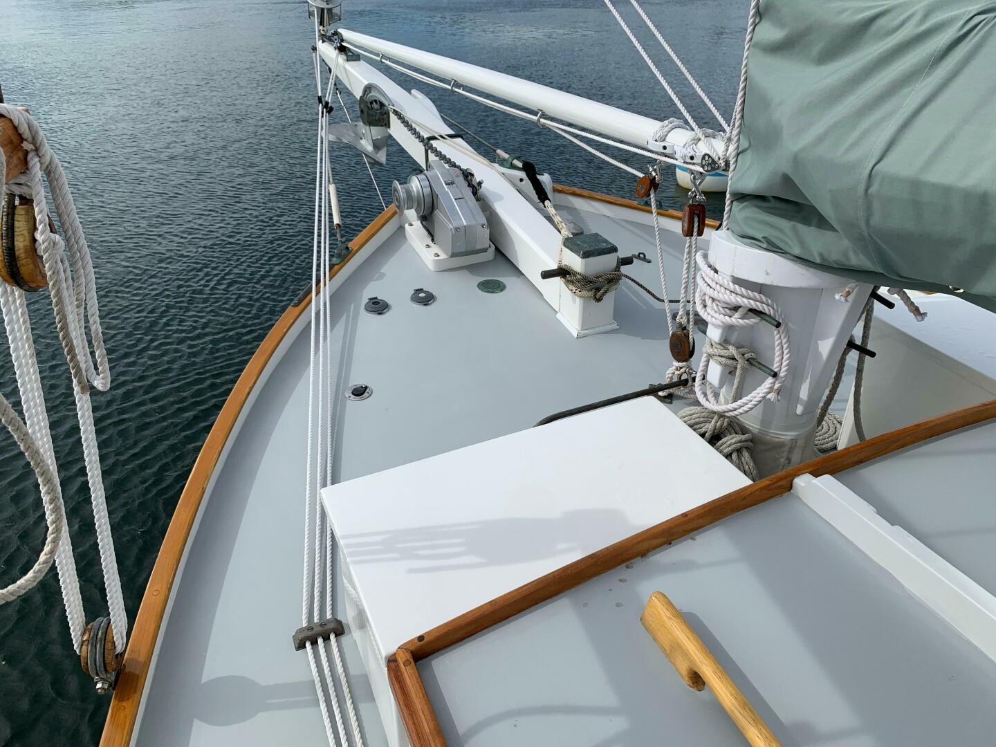 INTEGRITY 32ft Classic Yacht For Sale