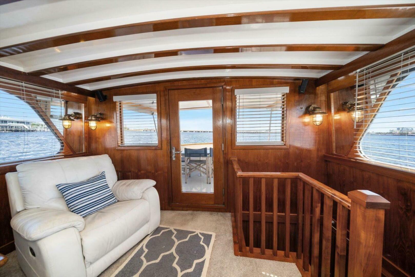 56ft Matthews Yacht For Sale