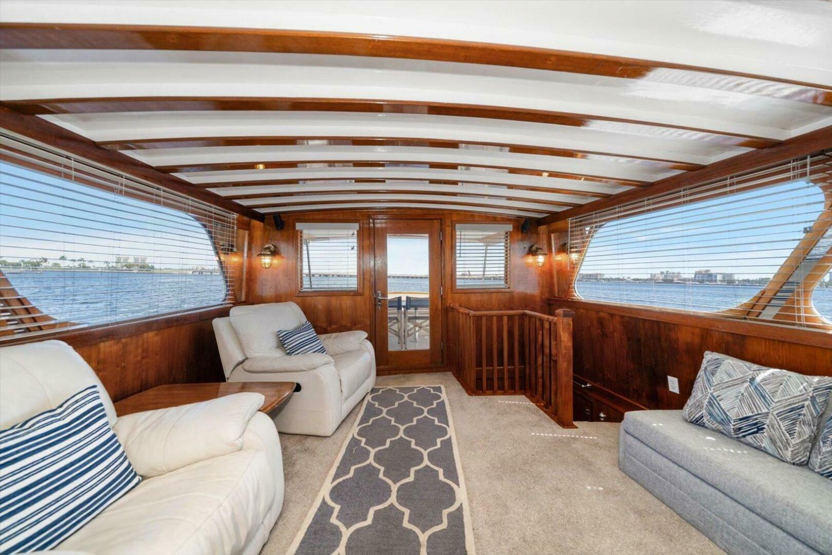 56ft Matthews Yacht For Sale